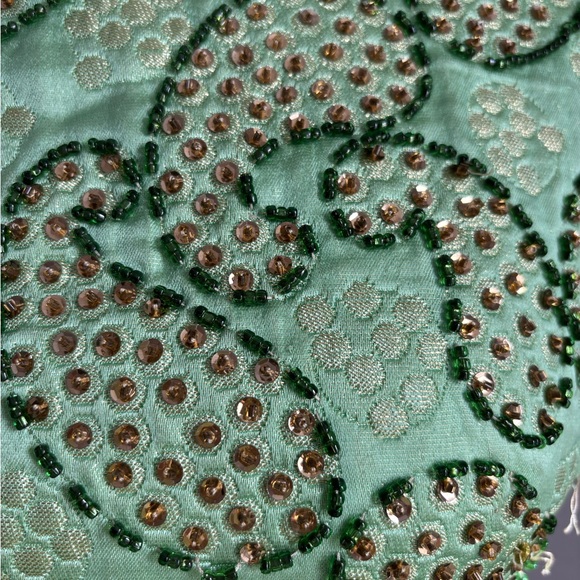 Green Patterned Midi Dress - Picture 4 of 11